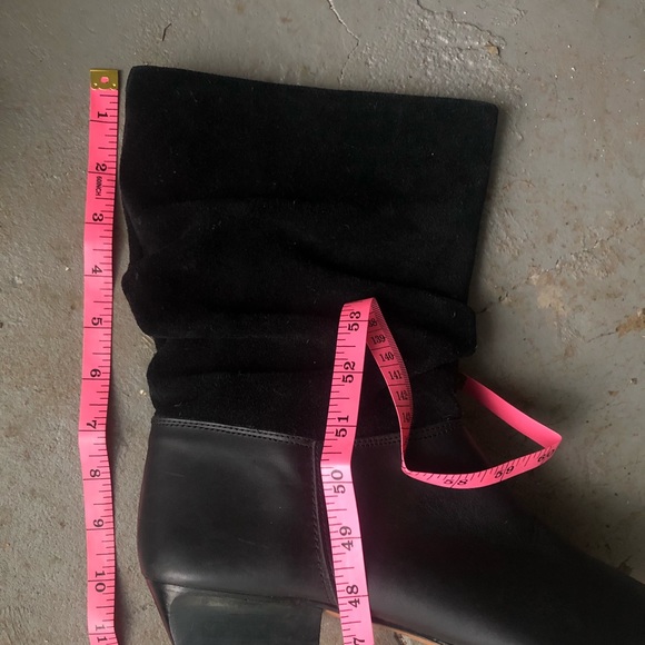 Suede Ankle Bootie Size 9 - Picture 4 of 5